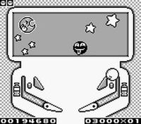 une photo d'Ã©cran de Kirby s Pinball Land sur Nintendo Game Boy